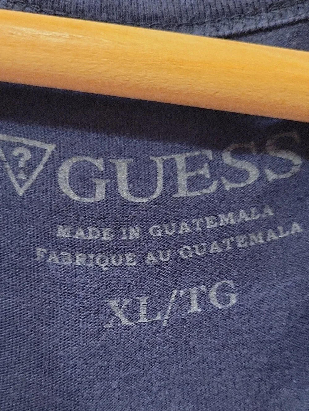 Guess Men's V-Neck Graphic Tee - Navy Blue - Picture 3 of 6